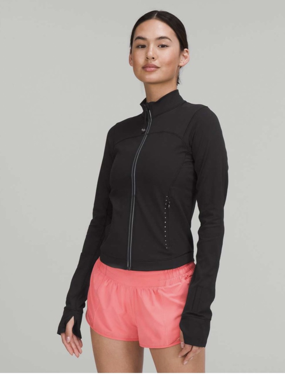Lululemon Lightweight UV Protection
Running Jacket
Black size 8
